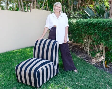 Ways to Get Into Vintage Hunting Furniture: Key Advice